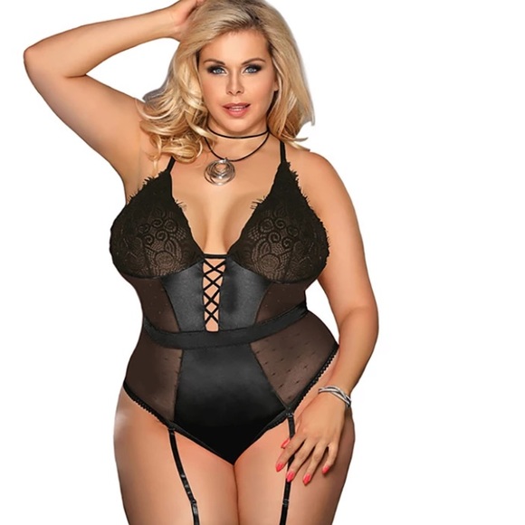 boutique Other - NEW Sexy plus size bodysuit womens 3XL